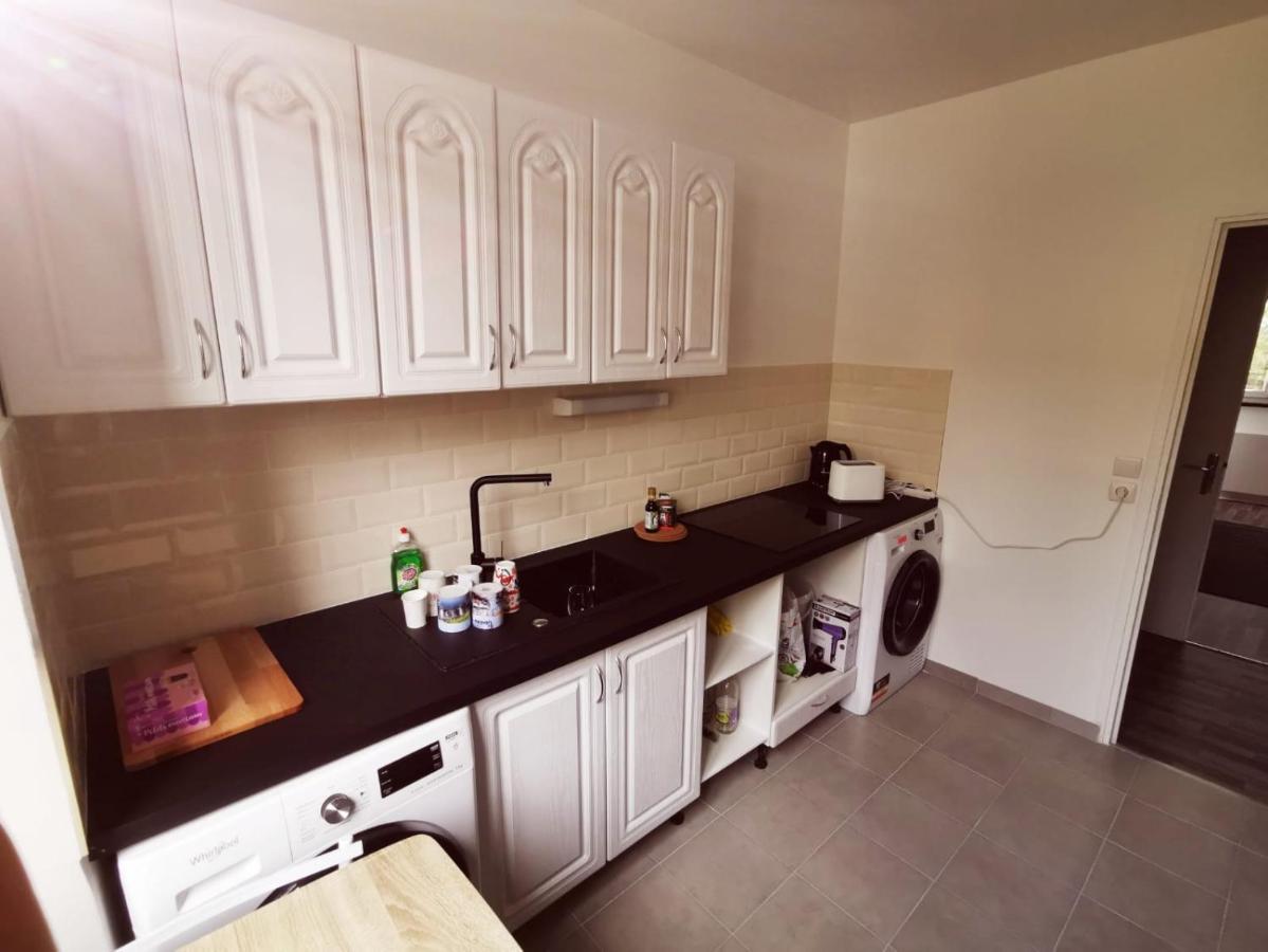 Appartement Pres De La Gare Rer C-Spacieux 4 Pieces Etampes Bagian luar foto