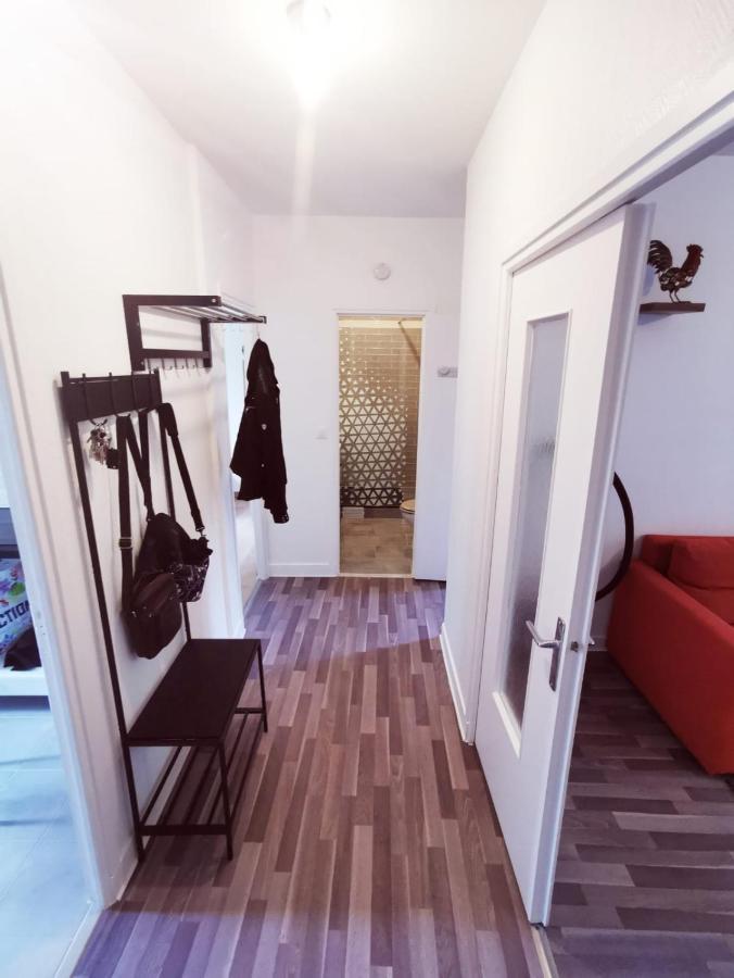 Appartement Pres De La Gare Rer C-Spacieux 4 Pieces Etampes Bagian luar foto