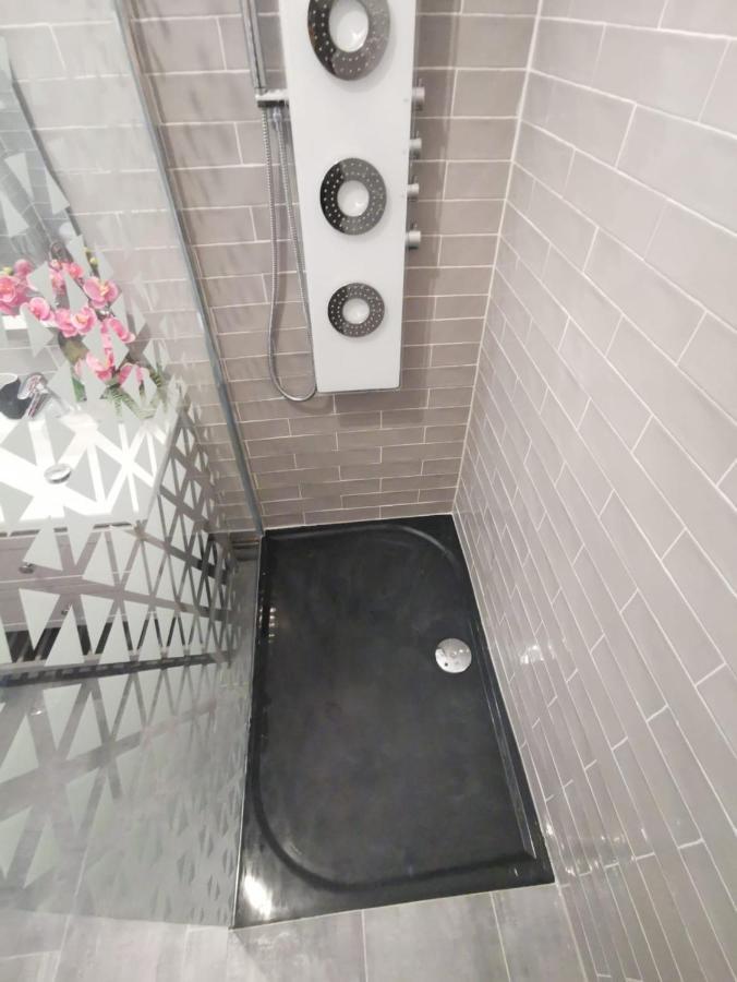 Appartement Pres De La Gare Rer C-Spacieux 4 Pieces Etampes Bagian luar foto